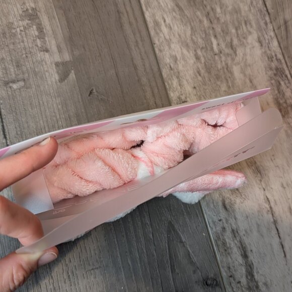 Crème x Hello Kitty Plushy Spa Headband - Vegan & Cruelty-Free, New in Box - Picture 7 of 7